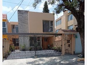 Casa en Venta en Valle Dorado Tlalnepantla de Baz