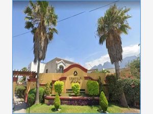 Casa en Venta en Urbi Villa del Rey Monterrey