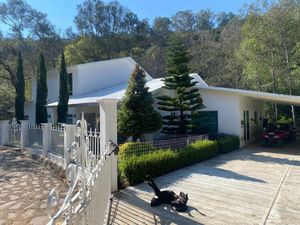 Casa Campestre dentro del Club Ecológico Rio Belo, Michoacán