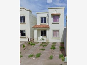 Casa en Venta en Villa del Cedro Culiacán