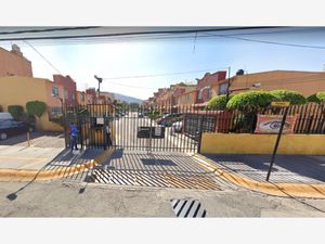 Casa en Venta en Santa Cecilia Tlalnepantla de Baz