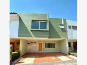 Casa en Venta en Real de Valdepeñas Zapopan