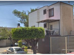 Casa en Venta en Paseos del Sol Zapopan