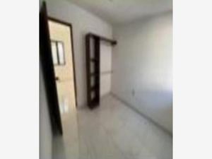 Casa en Venta en Jardines Del Valle Zapopan