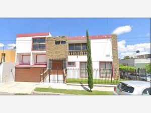 Casa en Venta en Jardines del Country Guadalajara