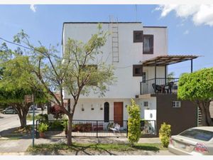 Casa en Venta en Paseos del Sol Zapopan