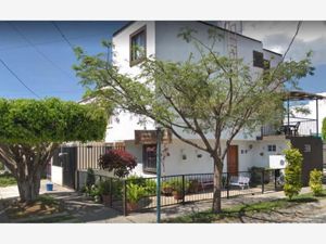 Casa en Venta en Paseos del Sol Zapopan