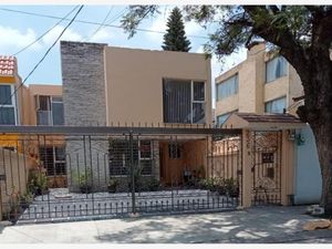 Casa en Venta en Valle Dorado Tlalnepantla de Baz