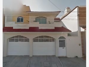 Casa en Venta en Jardines de Mocambo Boca del Río