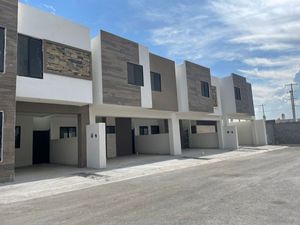 Casa modelo 6 con terraza en Villa Cumbres