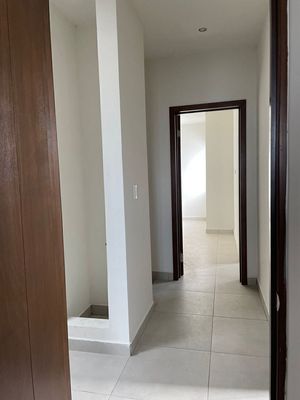 Casa modelo 4 con espaciosa habitación principal en Villa Cumbres