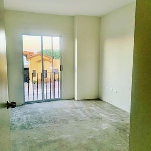 CASA EN VENTA TULIPANES 1