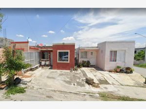 Casas en venta en La Trinidad, 67250 Jardines de la Silla, ., México