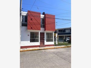 Casas en venta en Ejido Arroyo del Maiz, Poza Rica de Hidalgo, Ver.,  México, 93230