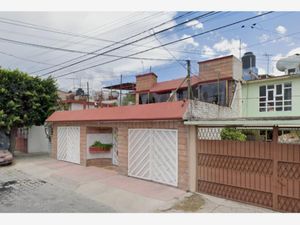 Casa en Venta en Bosques de Aragon Nezahualcóyotl