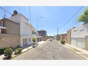 Casa en Venta en Jardines de San Manuel Puebla