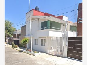 Casa en Venta en Jardines de San Manuel Puebla