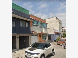 Casa en Venta en Las Aguilas Nezahualcóyotl