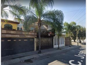 Casa en Venta en Lagos de Oriente Guadalajara