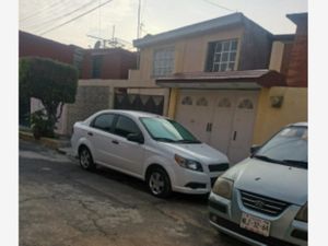 Casa en Venta en Valle de Aragon Nezahualcóyotl