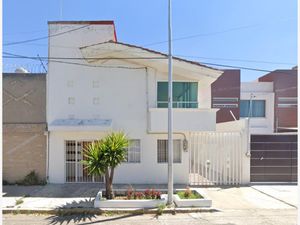 Casa en Venta en Jardines de San Manuel Puebla