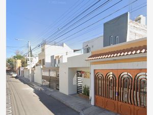 Casa en Venta en Jardines de la Hacienda Querétaro