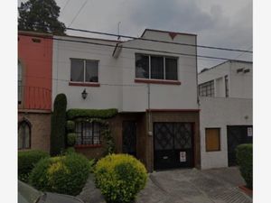 Casa en Venta en Claveria Azcapotzalco