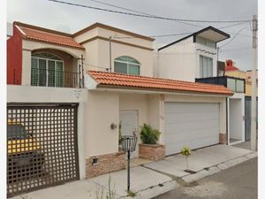 Casa en Venta en Colinas del Cimatario Querétaro