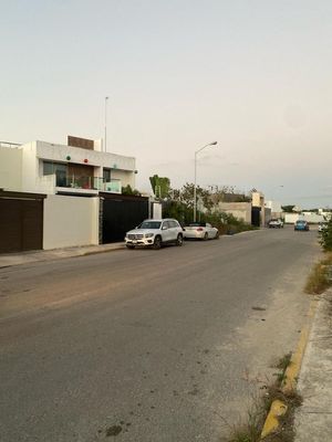 Terreno en venta con servicios a pie de calle en Dzitya Merida Yucatan
