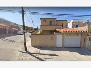 Casa en Venta en Playas de Tijuana Sección Costa Azul Tijuana