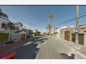 Casa en Venta en Playas de Tijuana Sección Costa de Oro Tijuana