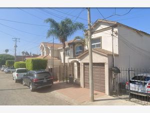 Casa en Venta en Playas de Tijuana Sección Costa de Oro Tijuana