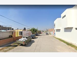 Casa en Venta en Rincón de la Arboleda Ocotlán