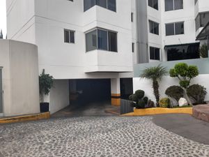 Departamento en Venta en Bosques de las Palmas Huixquilucan