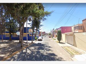 Casa en venta en Cd Satélite, Puebla, Pue., México. Parque Del Cerro de  Amalucan, INFONAVIT Amalucan, Comunidad Terapéutica Flor y Canto