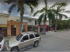 Casa en Venta en Residencial Fluvial Vallarta Puerto Vallarta