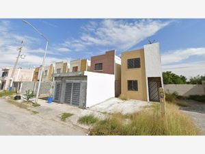 Casa en Venta en Paseo de la Loma Apodaca