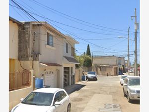 Casa en Venta en Villa del Real 2da. Sección Ensenada