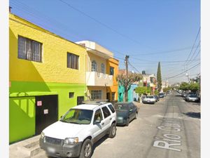 Casa en Venta en Atlas 2a. Sección Guadalajara