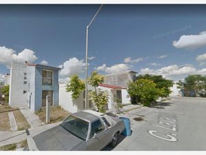 Casa en Venta en Los Amarantos Apodaca