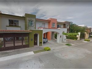 Casa en Venta en Residencial Fluvial Vallarta Puerto Vallarta