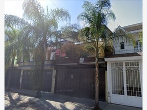 Casa en Venta en Lagos de Oriente Guadalajara