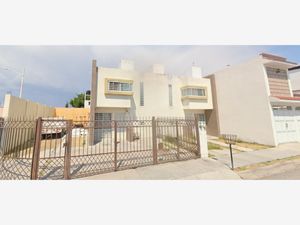 Casa en Venta en Balcones Coloniales Querétaro