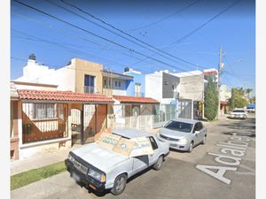 Casa en Venta en Los Arrayanes Guadalajara