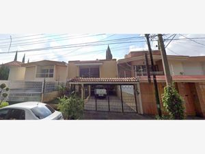 Casa en Venta en Bosques de La Victoria Guadalajara