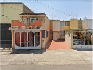 Casa en Venta en Plutarco Elias Calles 1 Guadalajara