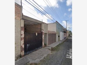 Casa en Venta en Santa Maria Tequepexpan San Pedro Tlaquepaque