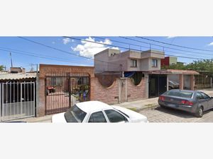 Casa en Venta en La Floresta San Juan del Río