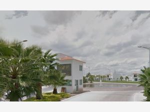 Casa en Venta en Misión Privadas Residenciales Irapuato