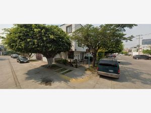 Casa en Venta en Paseos del Sol Zapopan